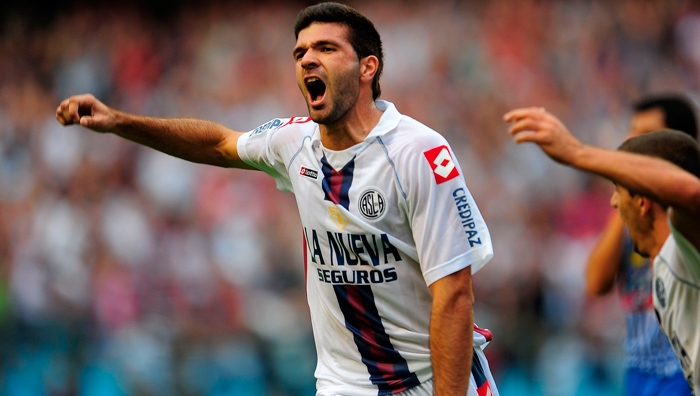 Gigliotti es el segundo goleador del Clausura argentino, con siete santos Foto: Google