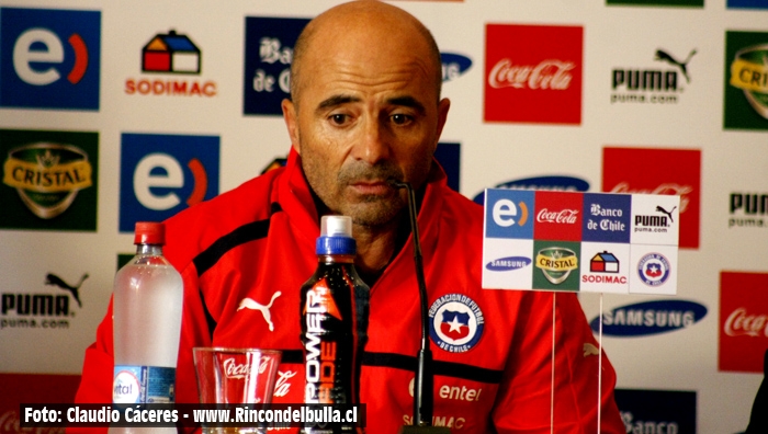 Sampaoli se reunió con Claudio Bravo y prepara gira a México y Brasil