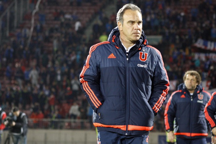 El Técnico azul no quedó feliz con el desempeño del equipo - Foto: Claudio Cáceres