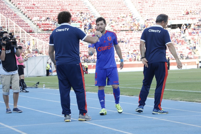 En su último partido la U derrotó a a Huachipato en duelo marcado por las despedidas