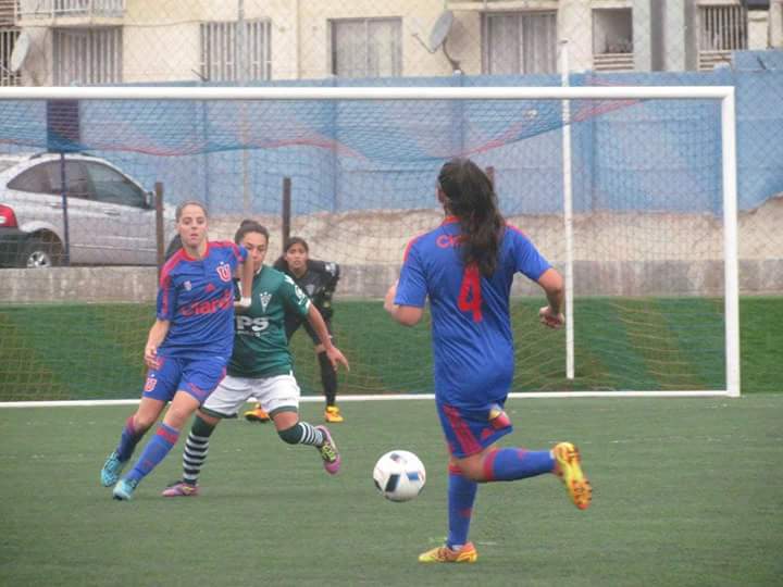 La azul femenina arrolló a Wanderers