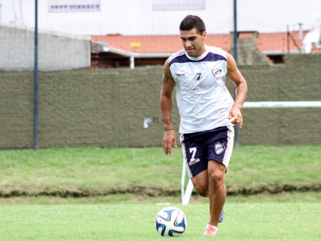 Conoce a Jonathan Zacaría: El nuevo jugador azul