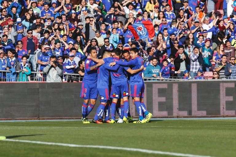 Háganlo por la camiseta: Azul Azul ofrece al plantel millonario bono si ganan en el Monumental