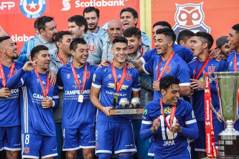 Felipe Mora seguirá vistiendo de azul, pero en México