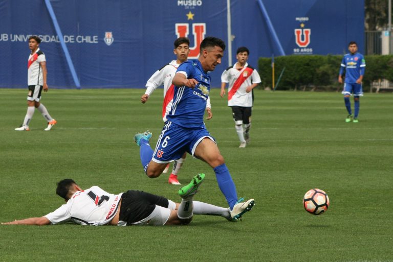 Curicó, el Morning y Colo Colo fueron los rivales del formativo