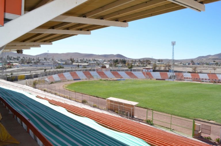 Cobresal no recibirá hinchas de la U en decisivo duelo