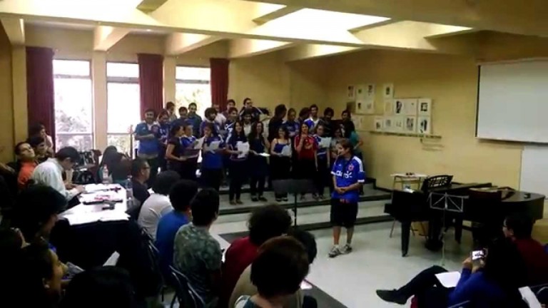 [Video] Himno de la “U” presentado en examen final