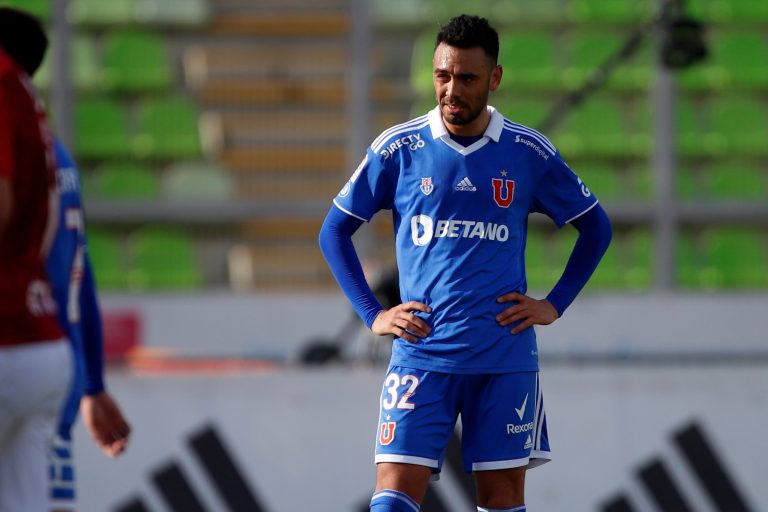 Se confirma el desgarro: Nery Domínguez será baja por tres semanas en la «U»